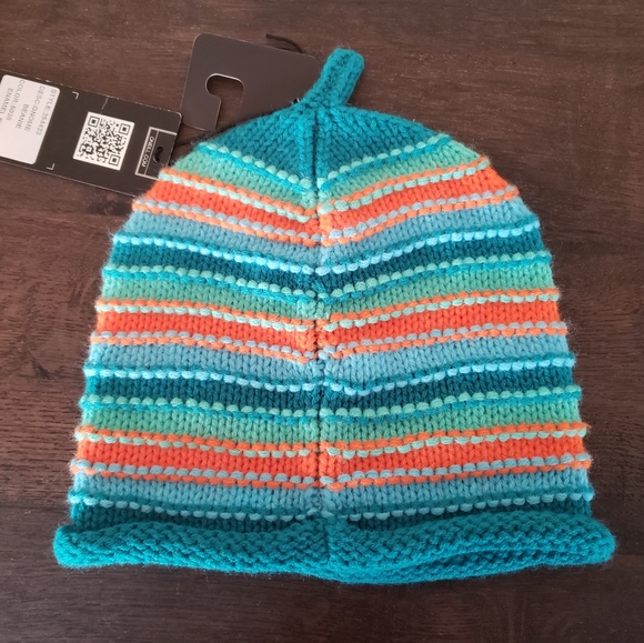 2/$20 - NWT - O'Neill beanie - Picture 2 of 8